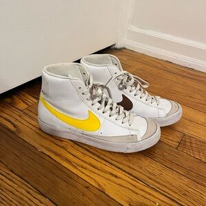 Nike Blazers Mid